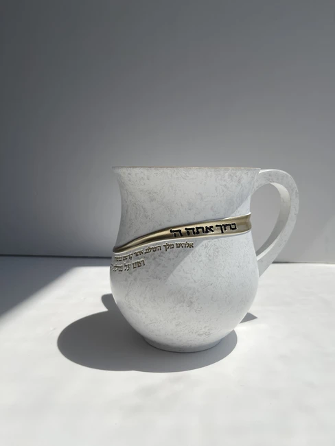 נטלה מהודרת מפולימר דגם "שיש"