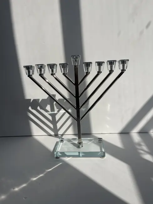 חנוכייה מקריסטל דגם "ספיר"