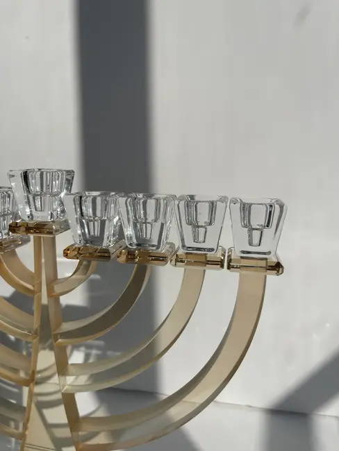 חנוכייה מקריסטל דגם "אלגנט"