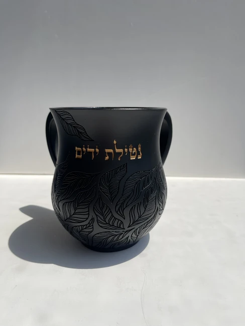 נטלה מהודרת מפולימר דגם "עלה"