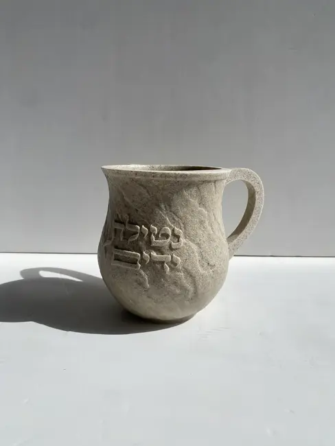 נטלה מהודרת מפולימר דגם "אבן"